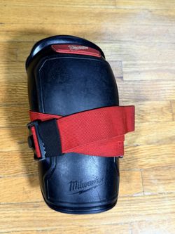 Milwaukee 48-73-6010 Hard Cap Gel Knee Pads Black Red Adjustable Work Pair