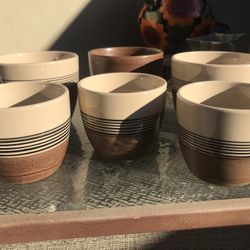 Set of 6 Ceramic pots, planters
