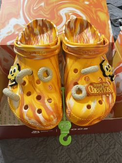 Cheerio Crocs