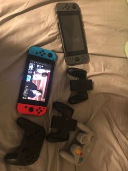 2 Nintendo switches