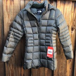 NWT The North Face Olive Green Down Coat 550 Fill