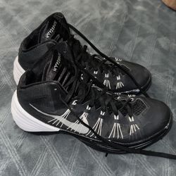 Men’s Size 10 Nike Basketball Shoes 