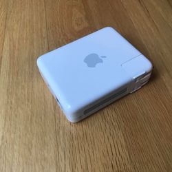  Apple A1084 Portable Router