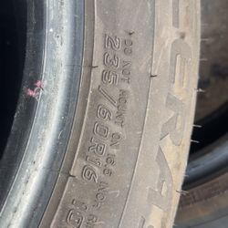 235/60r16 