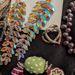 Lots Of Vintage Jewelry Sterling And 14k Gold 