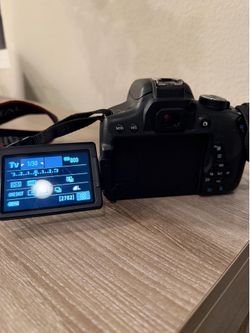 Canon T6i w 2 batteries / 28-90mm lens