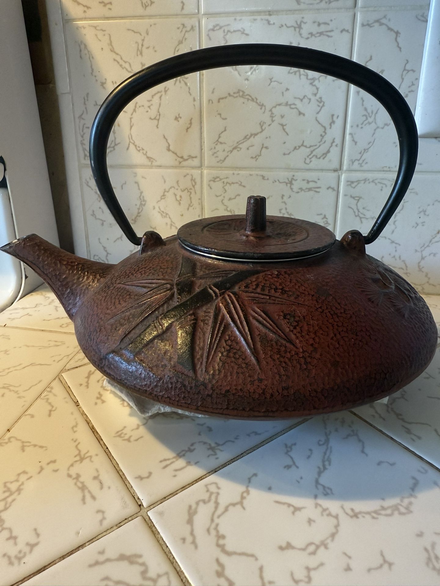 Japanese Cast Iron Teapot Cherry Blossom Red w/ Infuser Made in Japan