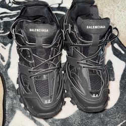 Balenciaga 44 Track