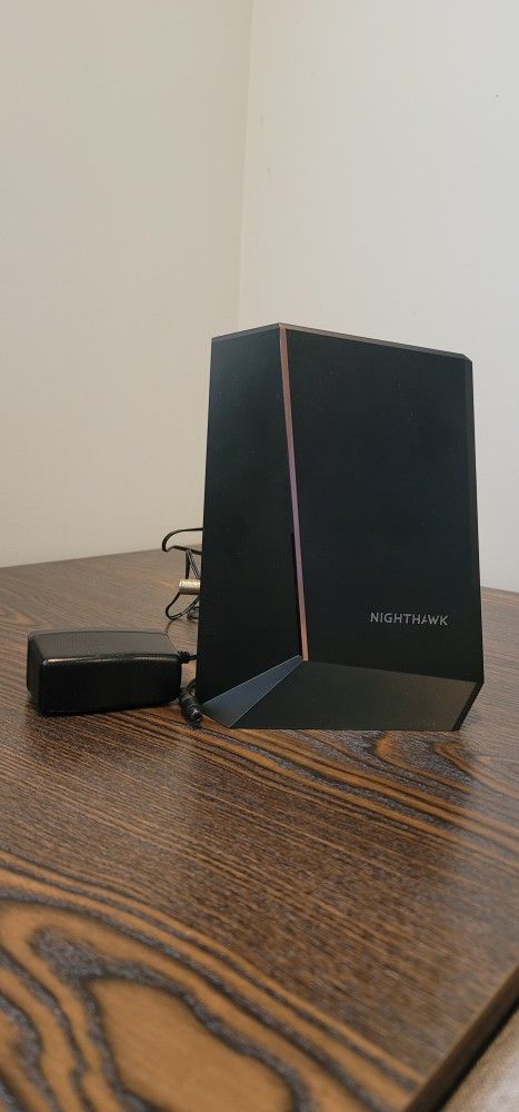 NETGEAR Nighthawk Multi-Gig Cable Modem CM2000 - Compatible with All Cable Providers
