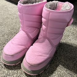 Khombu Neptune Snow Boots $20 