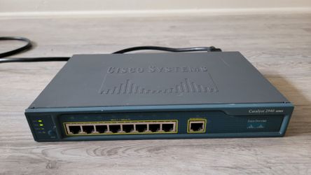 Cisco Catalyst (WS-C2960-8TC-L) 8-Port External Switch Managed