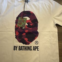 BAPE • T-SHIRTS Men • Size M • Excellent condition