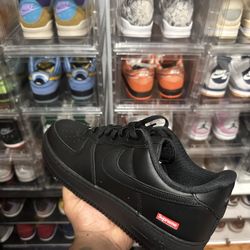 Size 11 Supreme x Air Force 1 Low Box Logo - Black 