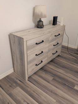 6-Drawer Dresser Gray Wood Finish