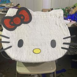 Hello Kitty Pinata Available For Pickup Now 35$ Phelan Area 