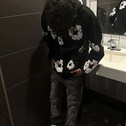 Denim Tears The Cotton Wearth Sweater Black and White ( Shipping only 🚚📦