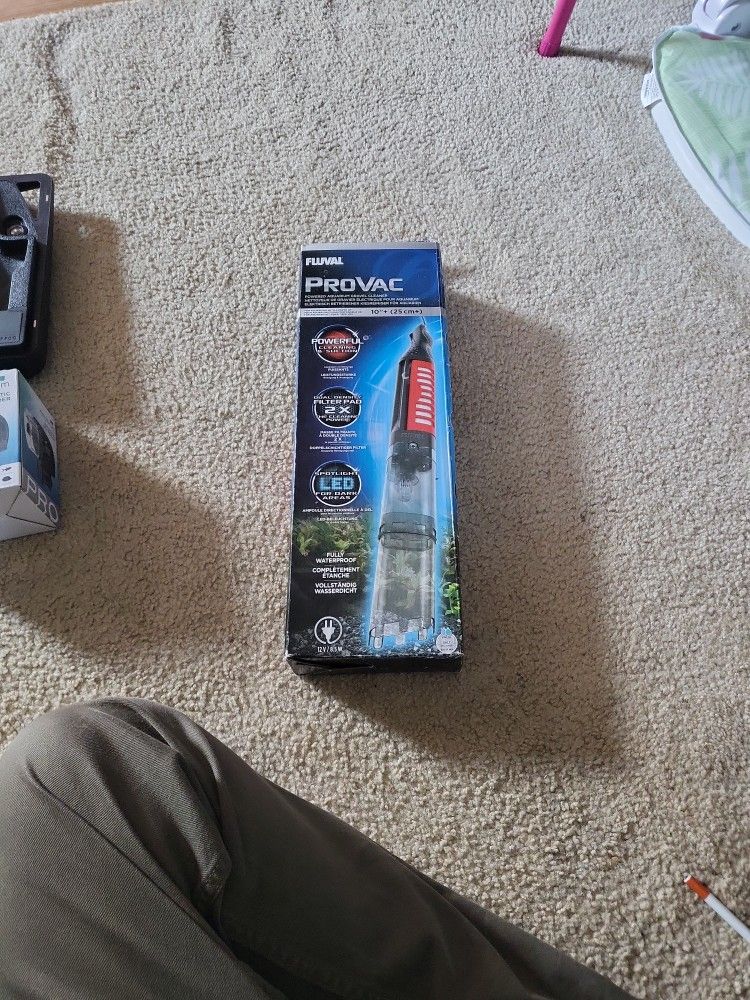 Fluval ProVac 10"+ Fresh/Salt Water Gravel Cleaner