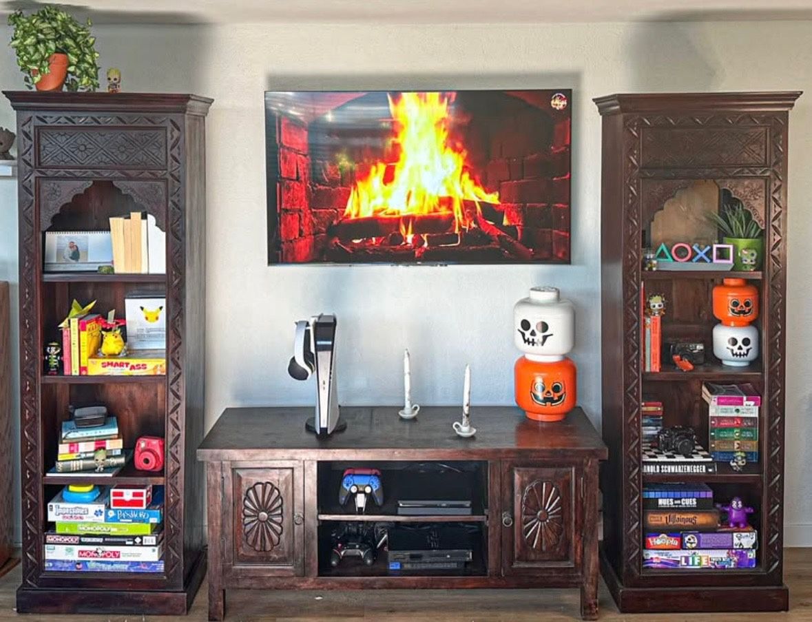 Entertainment Center With Bookshelves