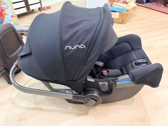 Nuna PIPA Infant Car Seat with Base & Stroller Ring Adapter - Caviar (Black)