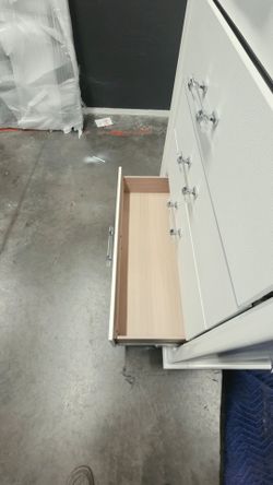 5 DRAWER CHEST