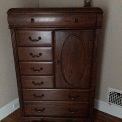 oak dresser