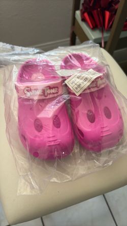 Girl Crocs size 12