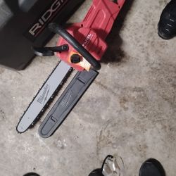 Milwaukee Chainsaw
