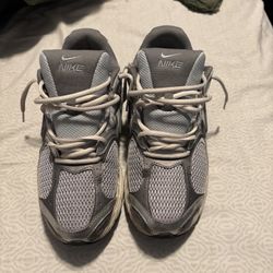 MEN'S NIKE V5 RNR CASUAL SHOES