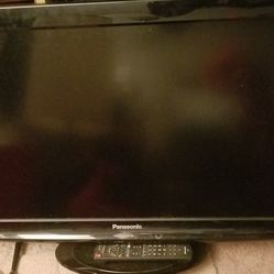 TV With  Remote 40 Inch. 