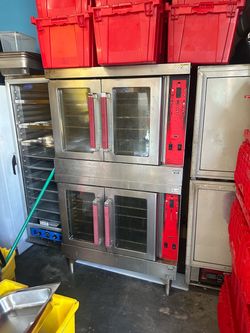 Commercial oven