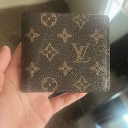 LV wallet 