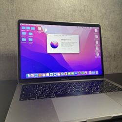 MacBook Pro 13” (2016, Touch Bar)