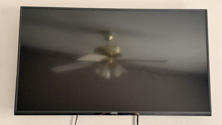 Small Vizio TV
