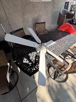 52-inch, 5-blade ceiling fan with a 1-light kit