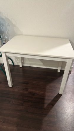Pottery barn kids table