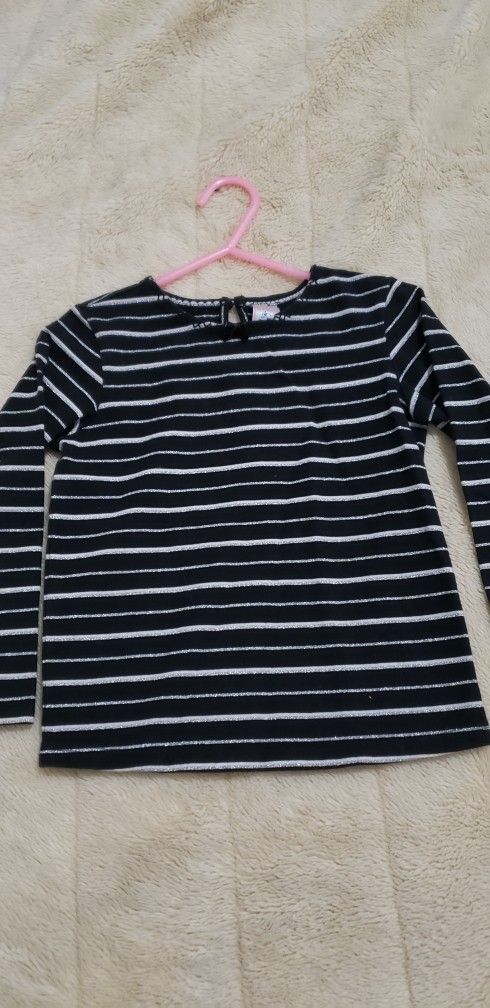 Girls Size 4 Pretty Long Sleeve Blouse !