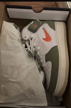 Nike Mid-Top Sneakers White Green Orange