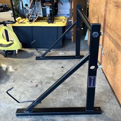 Titan Pull-up Bar w/bar rack