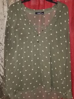 10 Different Shirts Xlarg Womens