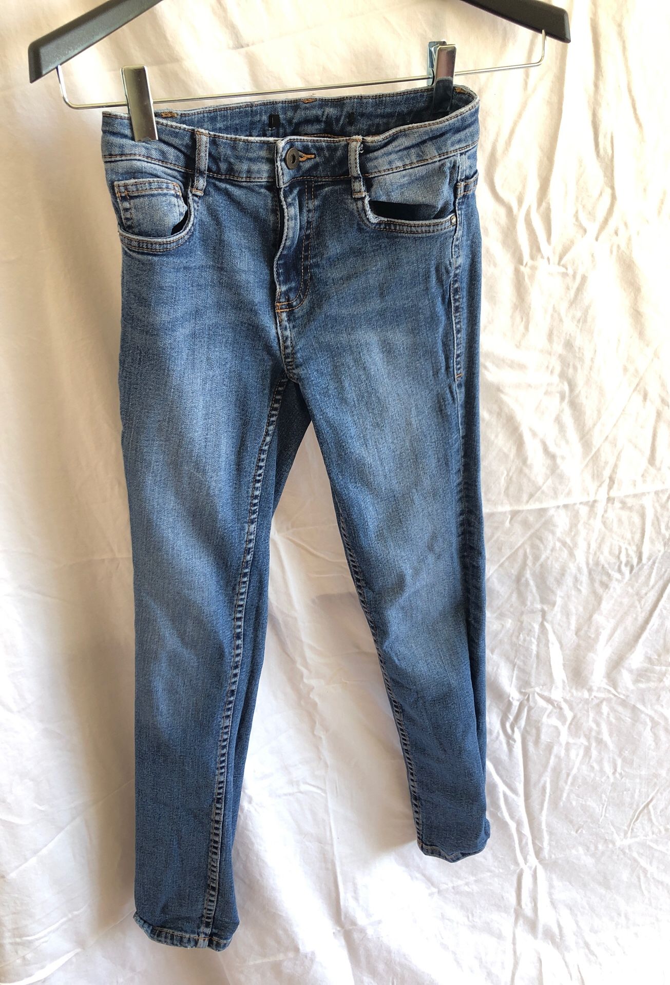 Lot of 5 Zara Denim Jeans. 4 size 34, 1 size 32