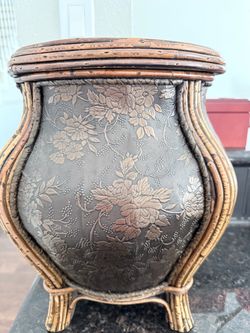 Ornate Floral – Decorative Accent Piece
