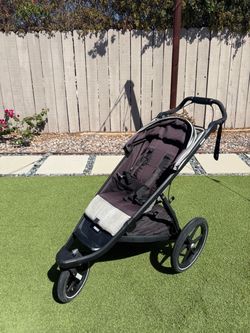 Thule Urban Glide 2 Jogging Stroller