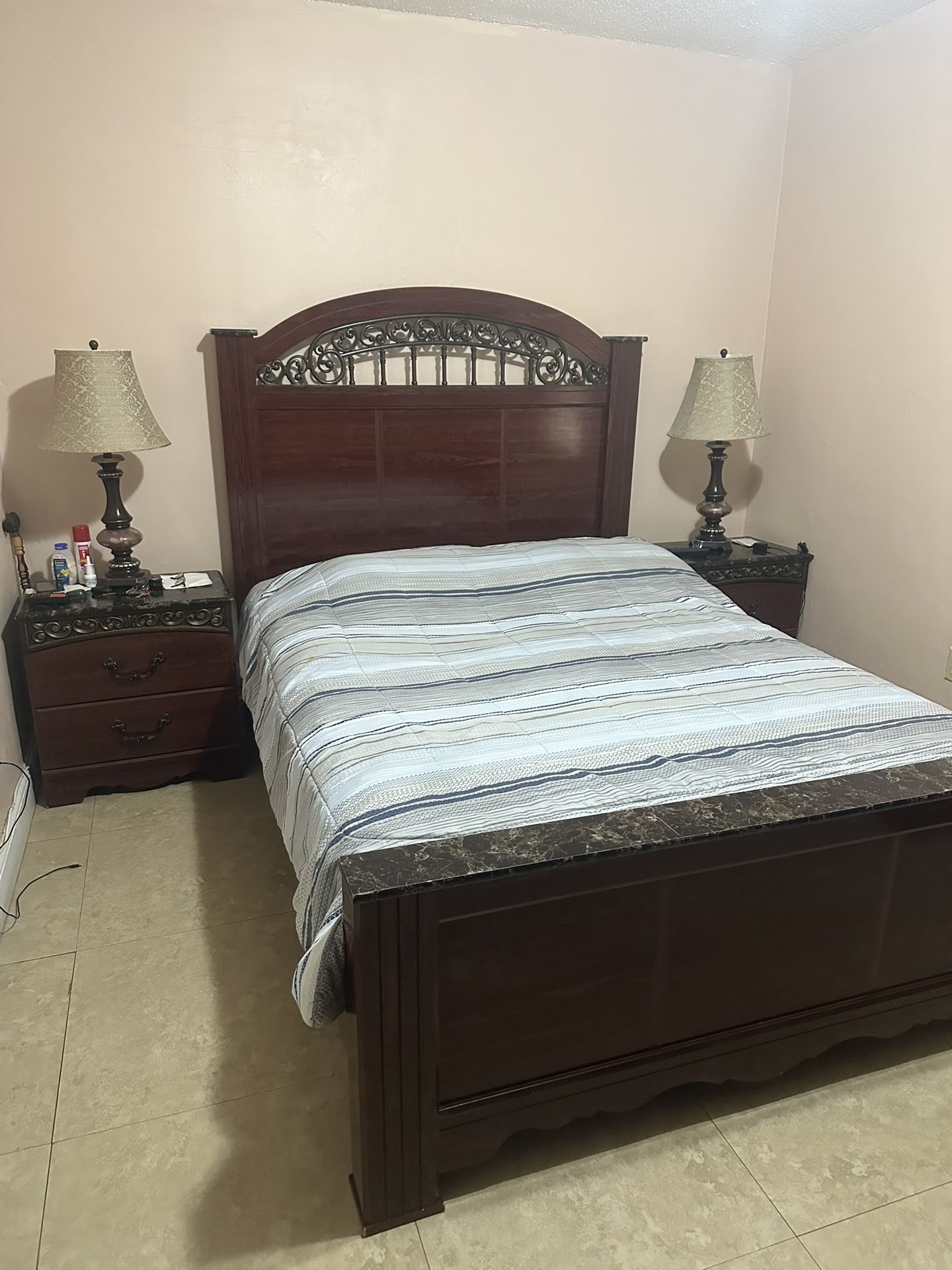 Bedroom Set For Sale (Normal wear, Pick Up And Disassembly Req.)