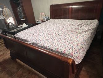 King bedroom furniture
