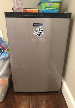 Dorm fridge ! NEED GONE ASAP!!!