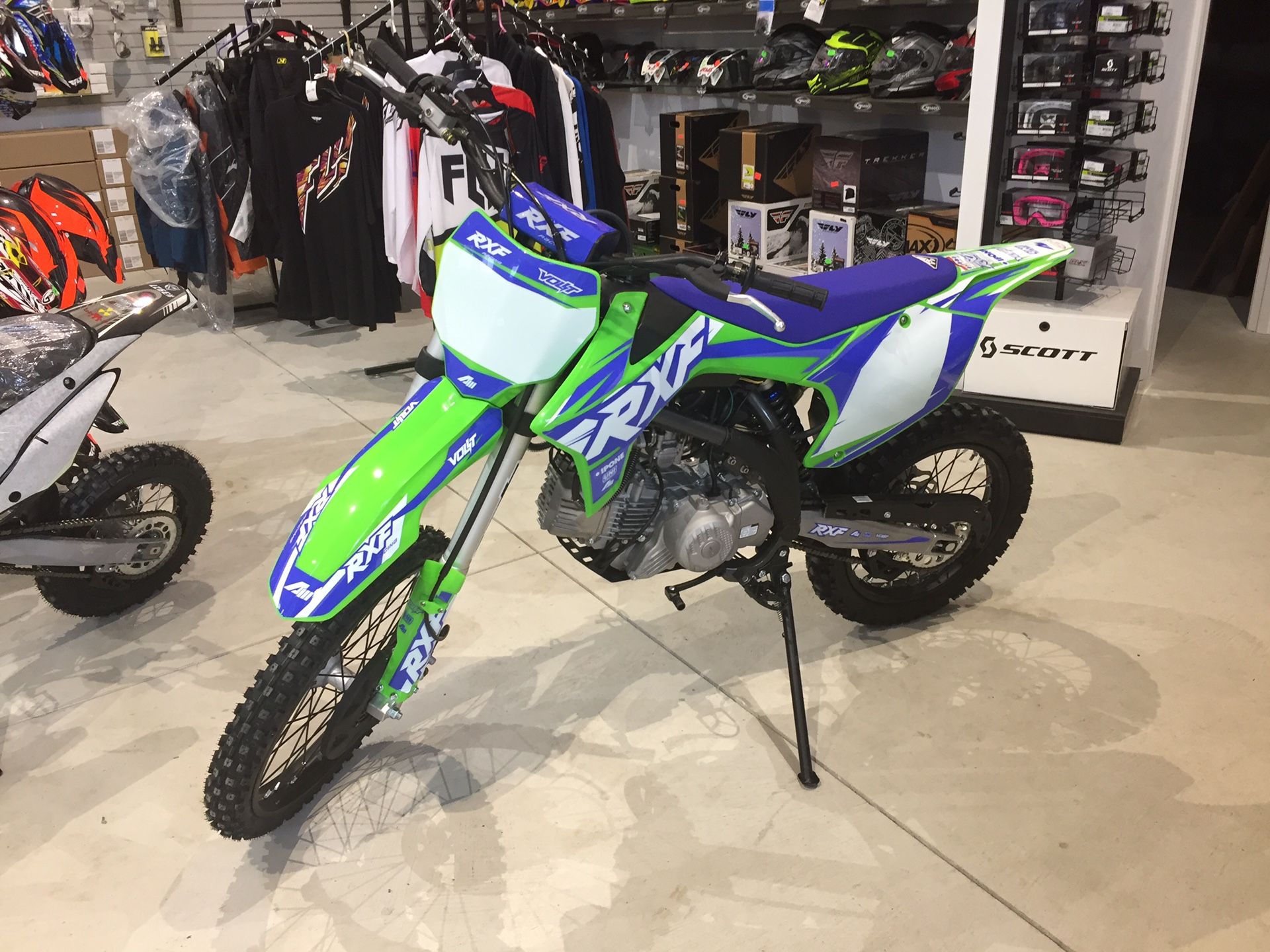 2020 Apollo RXF200 RXF 200 Freeride 190cc dirt bike electric start hour Meter will trade