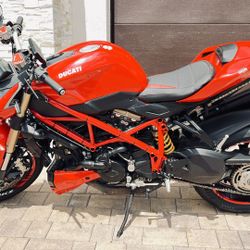 2012 Ducati Streetfighter 848 