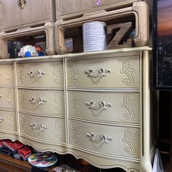 Solid wood dresser