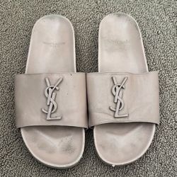 Saint Laurent Joan YSL Brooch Slide Sandals – Nude Leather – Size 38.5 – $80 