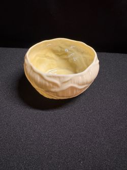 Belleek Ireland Shamrock Open Salt Cellar